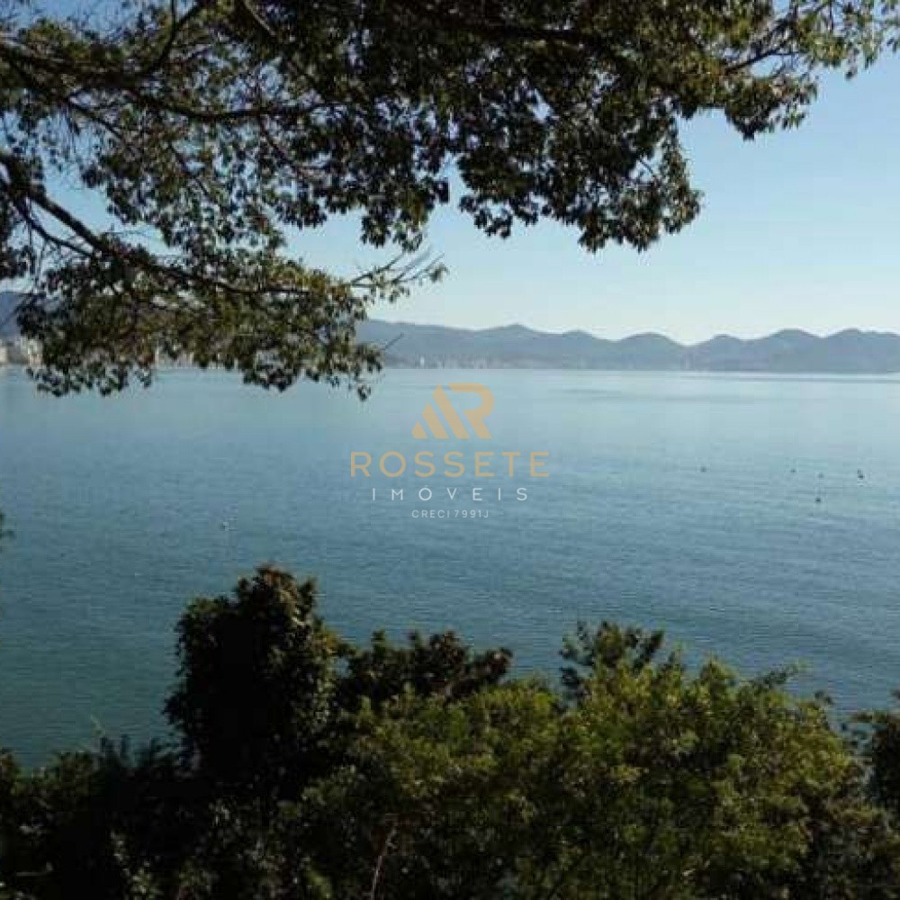 Maravilhosa casa frente Mar 