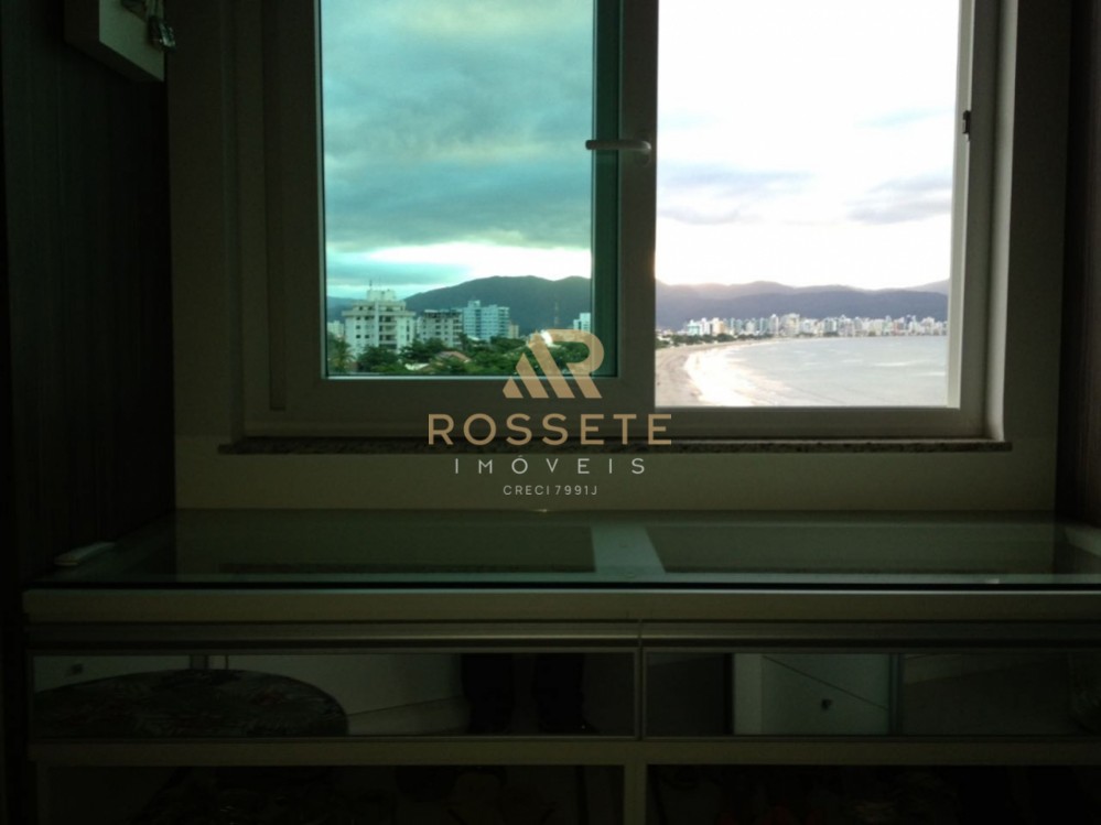 Maravilhosa casa frente Mar 