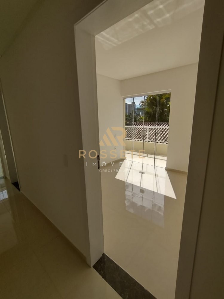 Lindo sobrado triplex com Rooftop