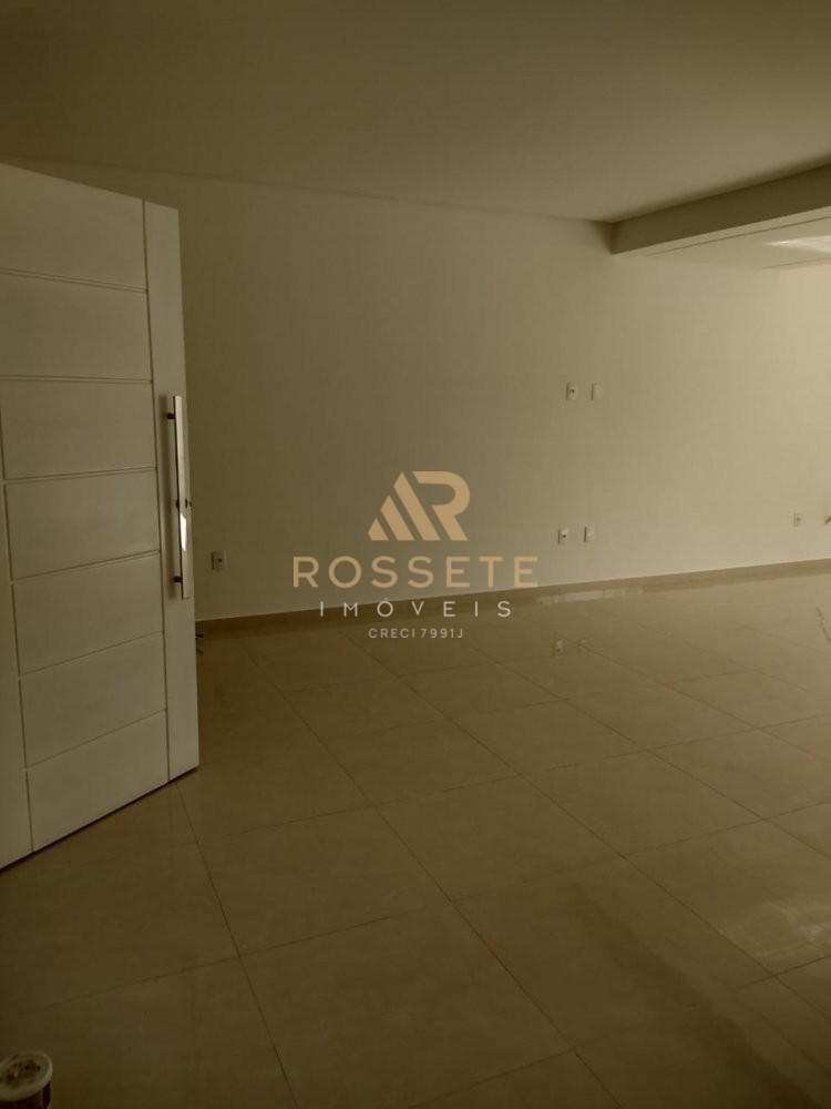 Lindo sobrado triplex com Rooftop