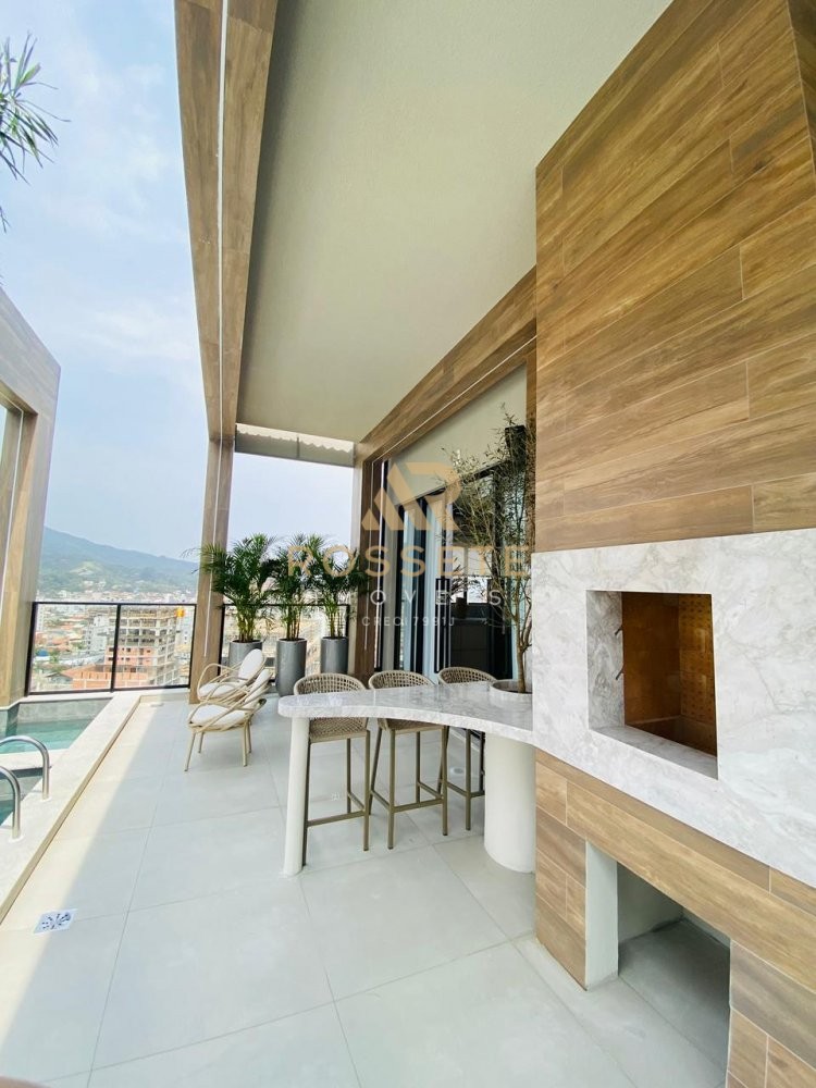 APARTAMENTO NOVO, 03 SU�TES