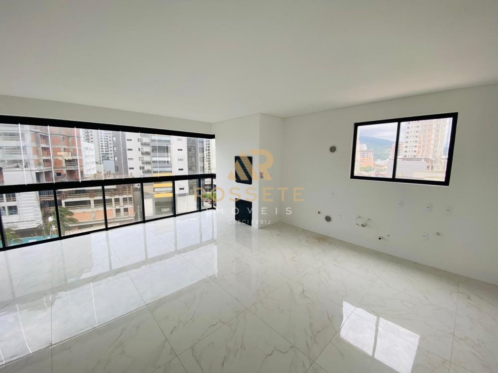 APARTAMENTO NOVO, 03 SU�TES