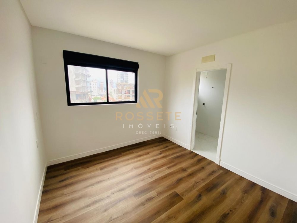 APARTAMENTO NOVO, 03 SU�TES