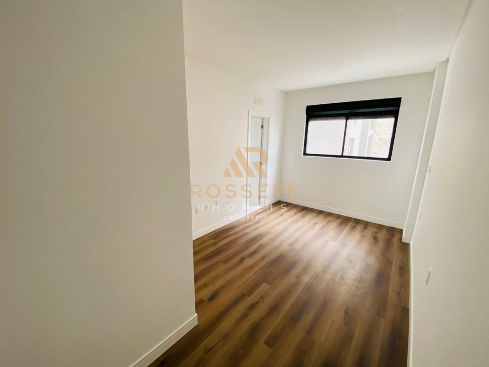 APARTAMENTO NOVO, 03 SU�TES